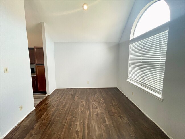 Photo - 14550 Fonmeadow Dr Unit 806