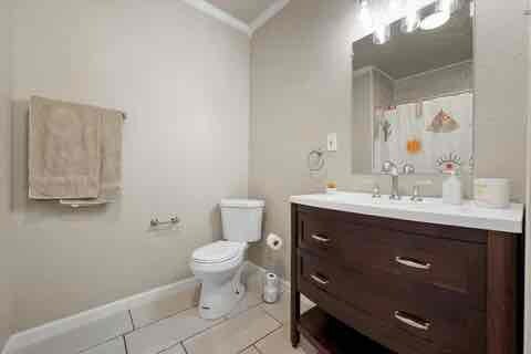 Photo - 1505 Woodlawn Ave