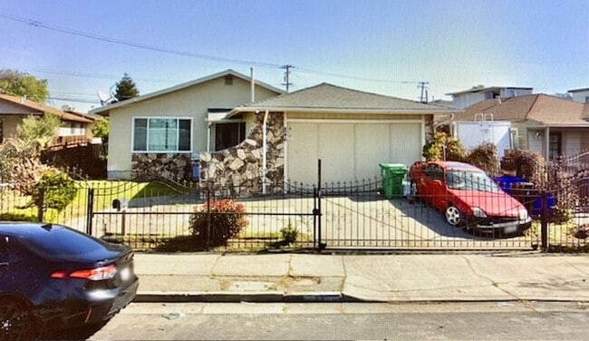 Building Photo - F00846 Unit 846 Rental