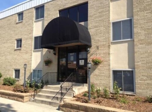 Mile Manor Apartments - Mile Manor Apartments