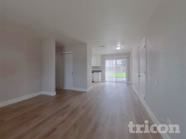2236 Dunlap Dr