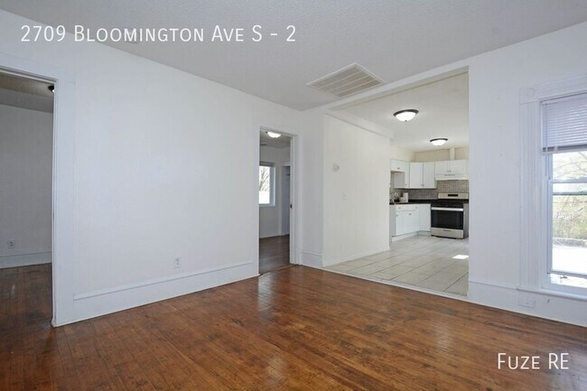 Photo - 2709 Bloomington Ave Unit 2