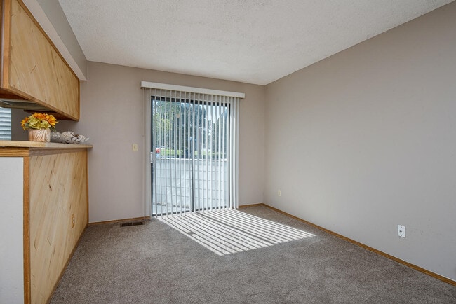 Photo - 17003 E Tennessee Dr Unit 104