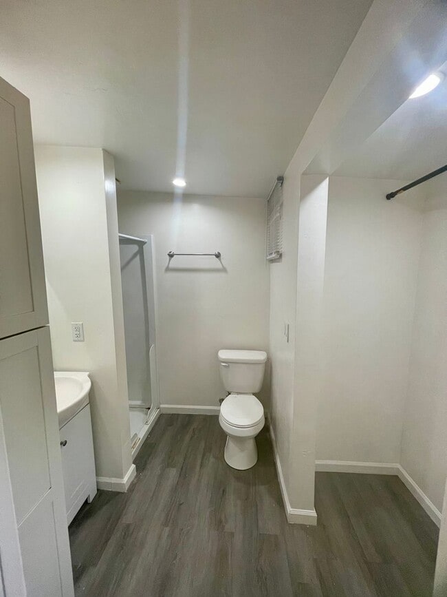 Photo - 1440 Vine St Unidad Studio