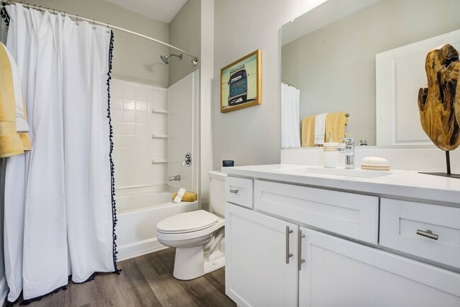 Avana Lake Norman