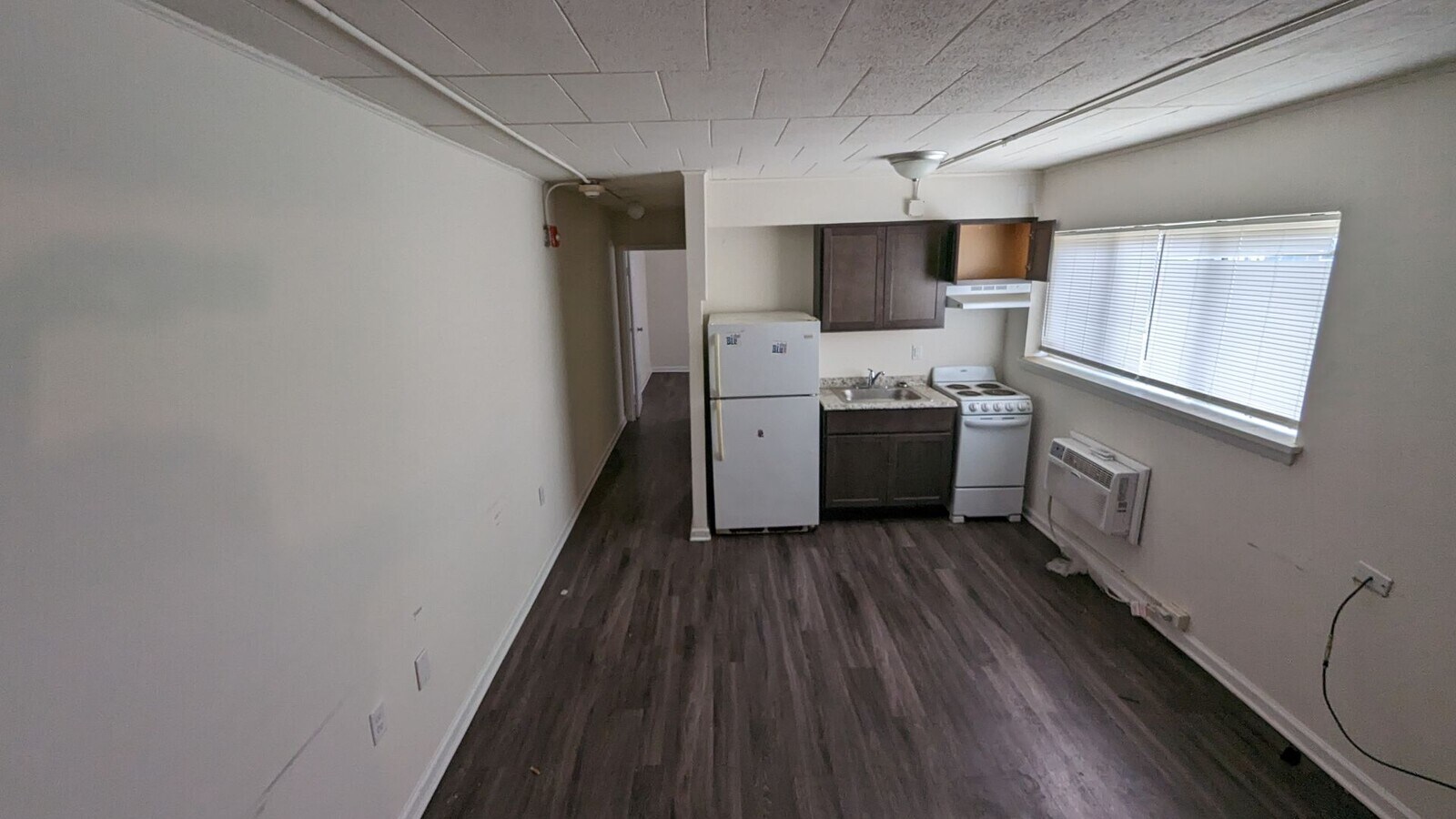 Photo - Bright and clean 1 Bedroom Unit 2C