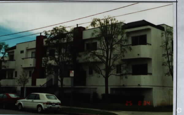 Photo - 7302 Eton Ave