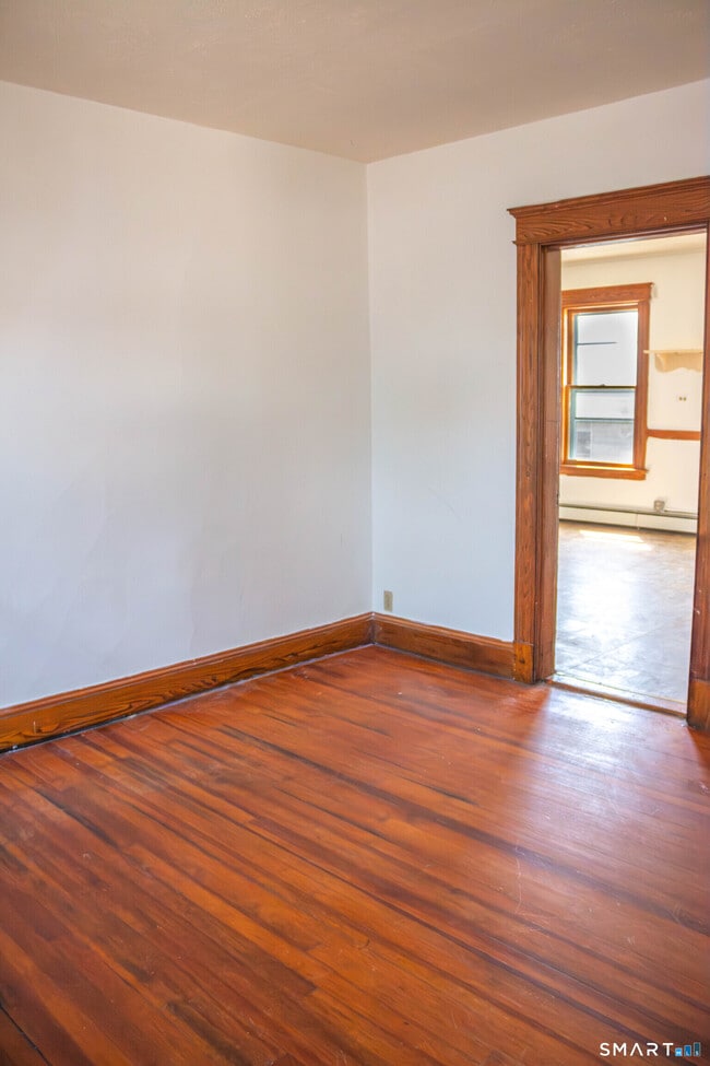 Photo - 405 Wilson St Unit 2