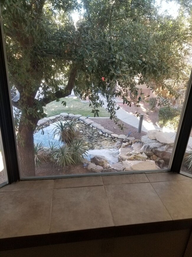 Photo - 3 Bedrooms, 2 Baths and a Single Car Garage