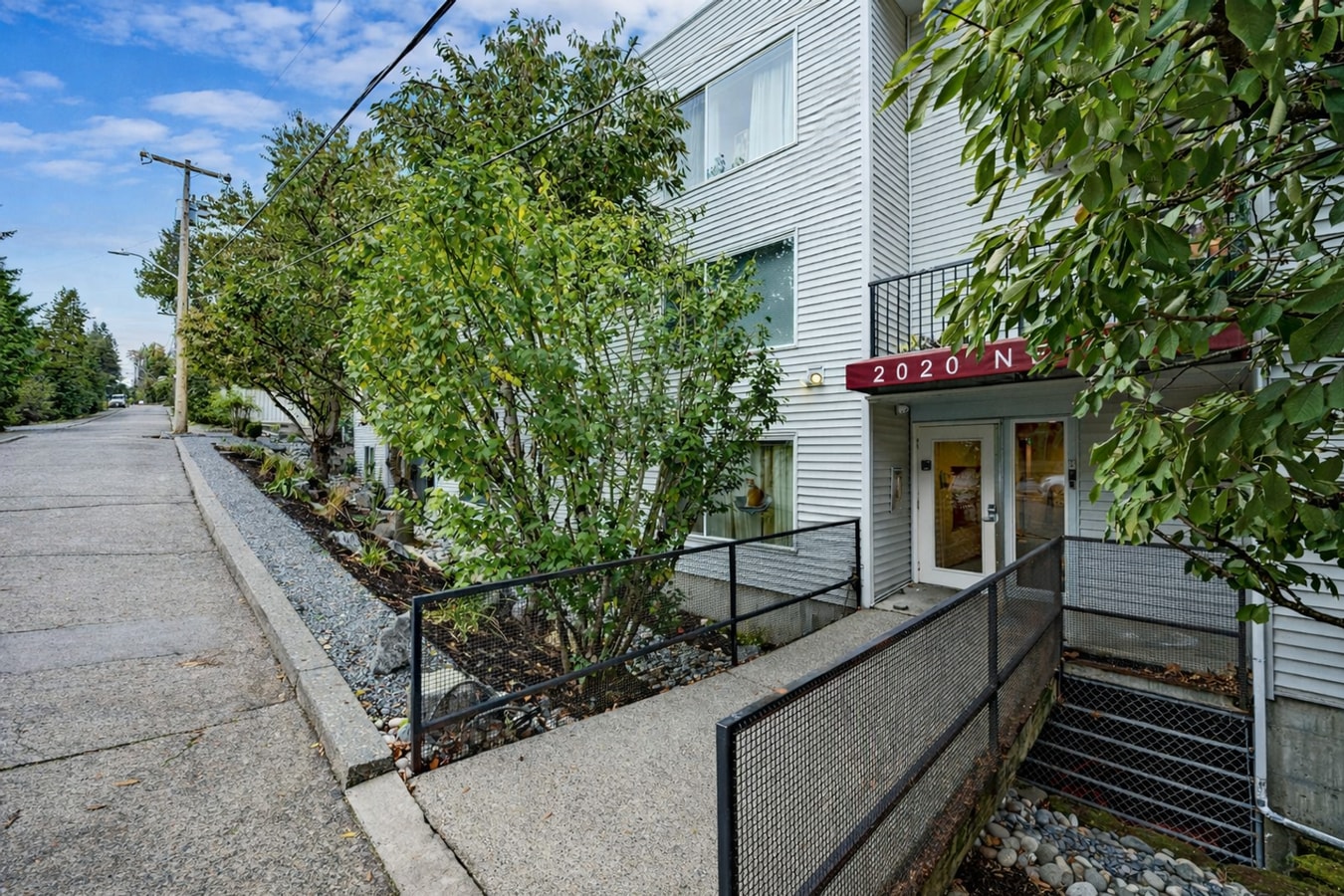 Photo - Maple Leaf Residences