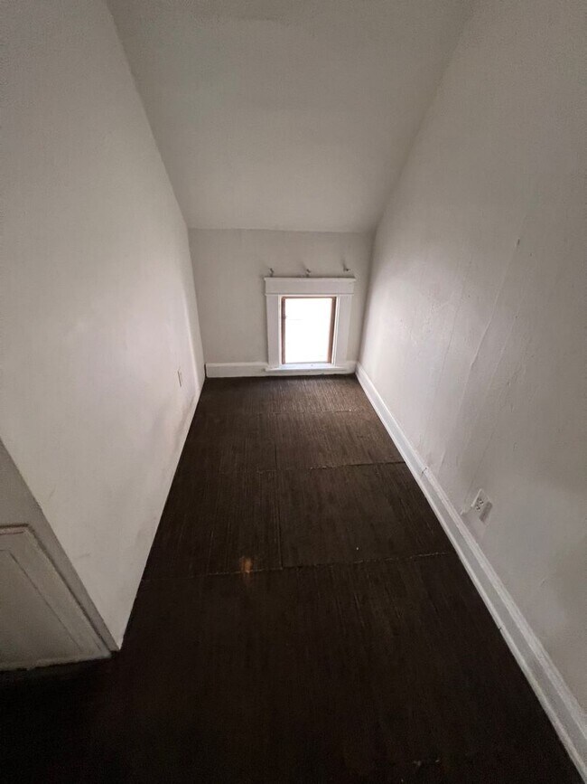 Photo - 2473 N 34th St Unit 2473A Upper