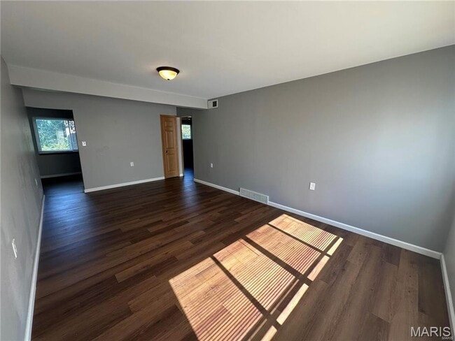 Photo - 13 Bruce Dr Unit Bruce 13-2