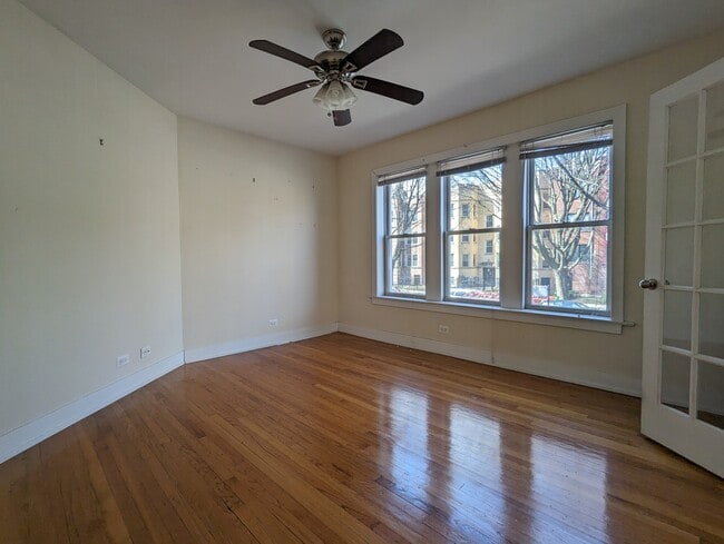 Photo - 1919 W Winona St Unit 1