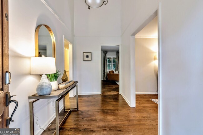 Photo - 1897 Mt Vernon Rd