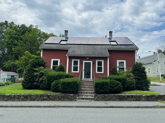 21 Cemetery St  
