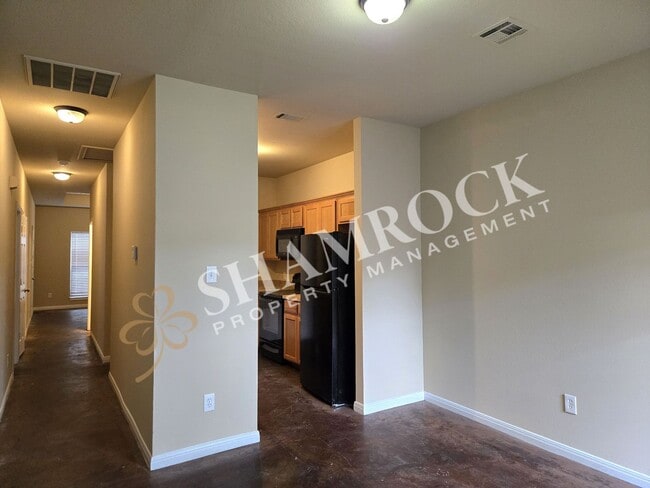 Photo - 2109 Columbus Ave