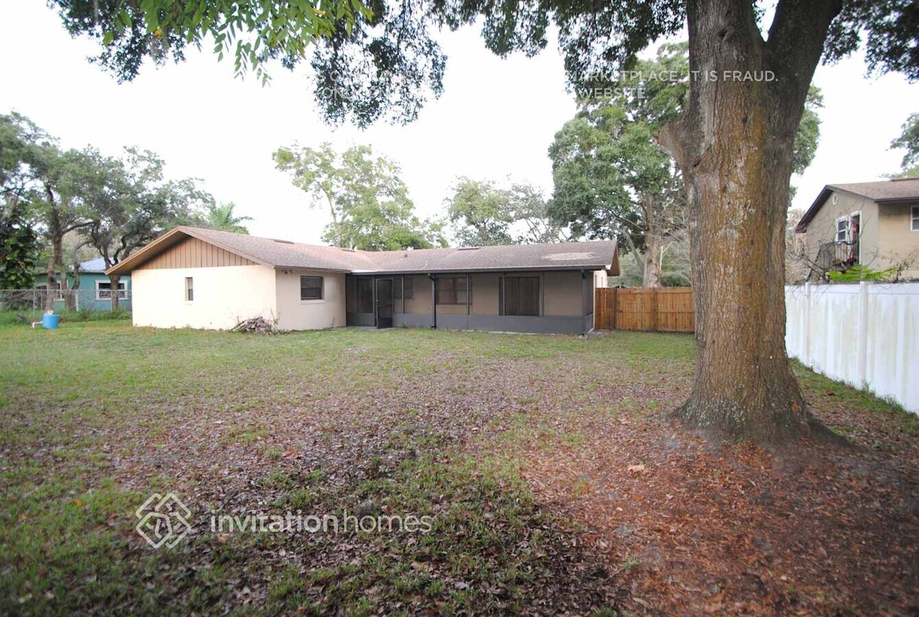 Photo - 1272 Balmy Beach Dr