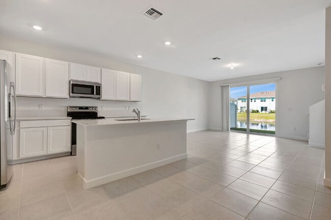 Photo - Modern Townhome @ Veranda Landing