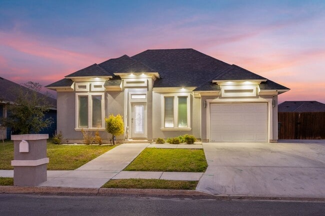 Building Photo - 706 Fitzgerald St