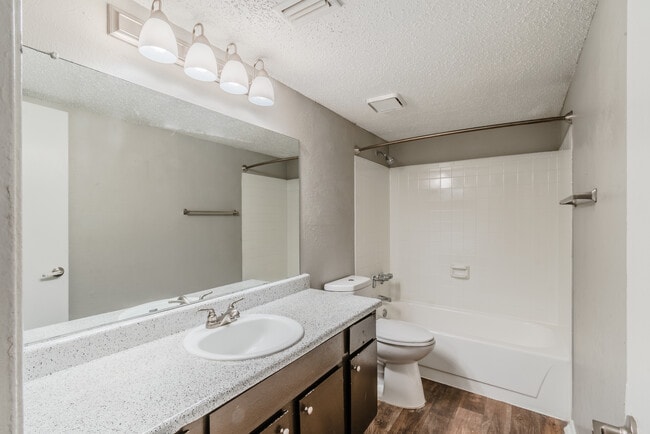 Photo - Dylan Apartments