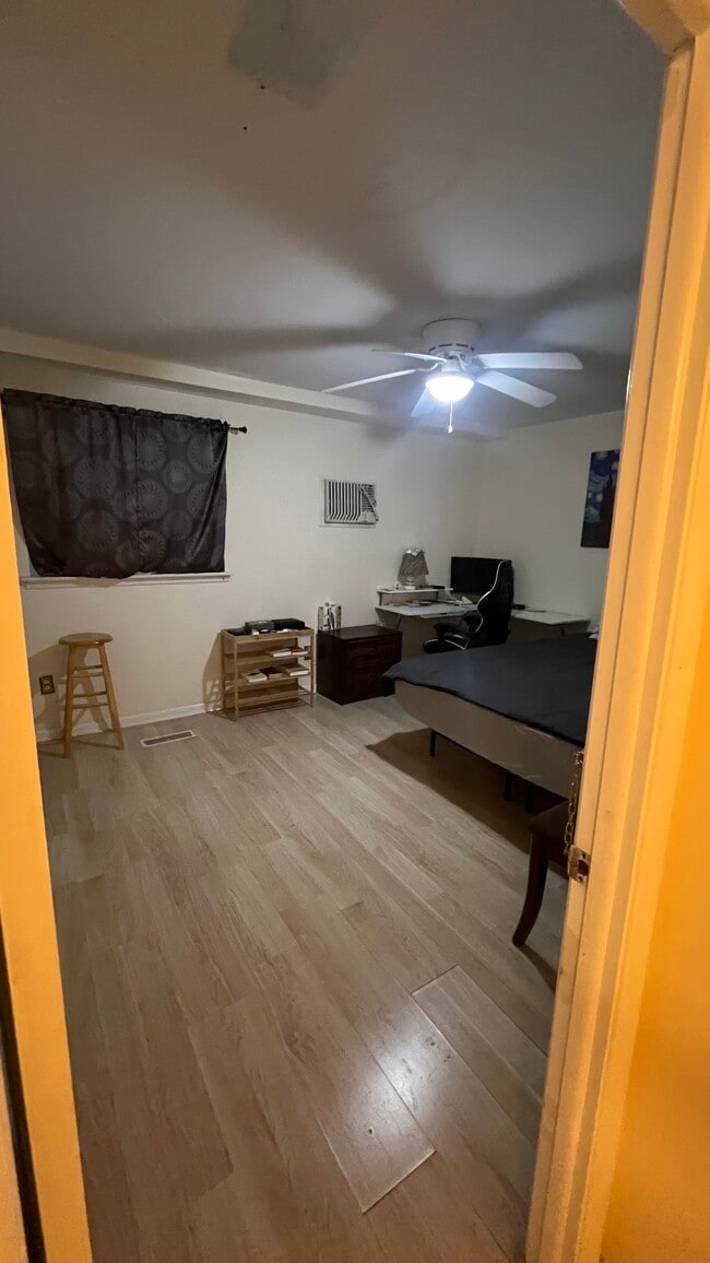 Photo - 2300 Strahle St Unidad 1st Floor