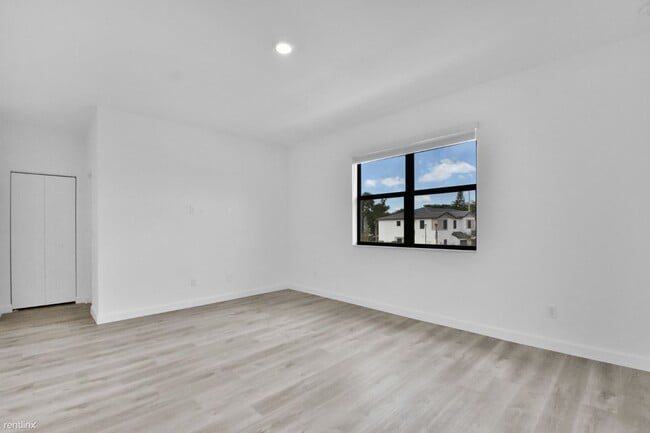 Photo - 2 br, 3 bath Townhome - Siena at Palm Aire...