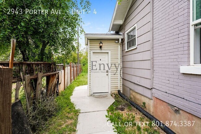 Photo - 2943 Porter Ave Unidad 4