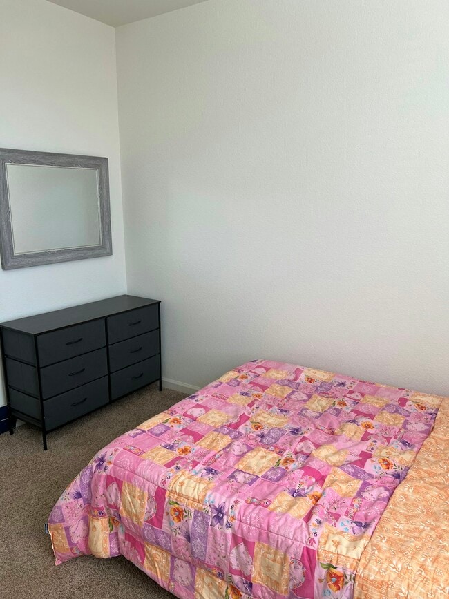 Photo - 10424 Skynyrd Way