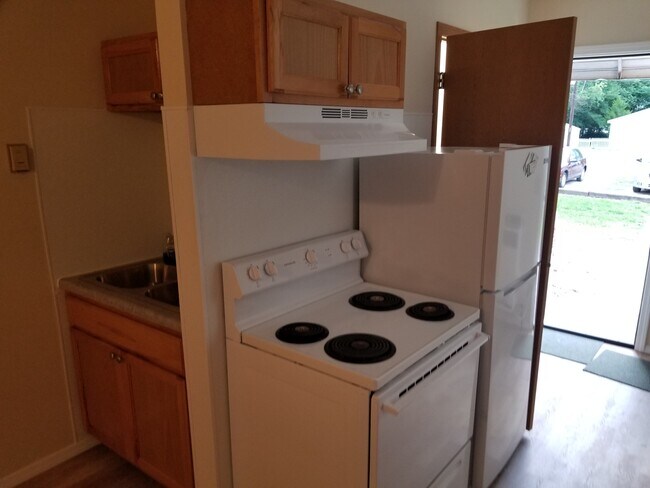 Photo - 413 Vandalia St Unidad D