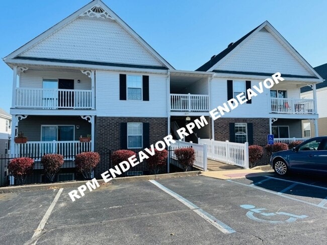 Photo - 2 Bed, 2 Bath, Move in Ready!