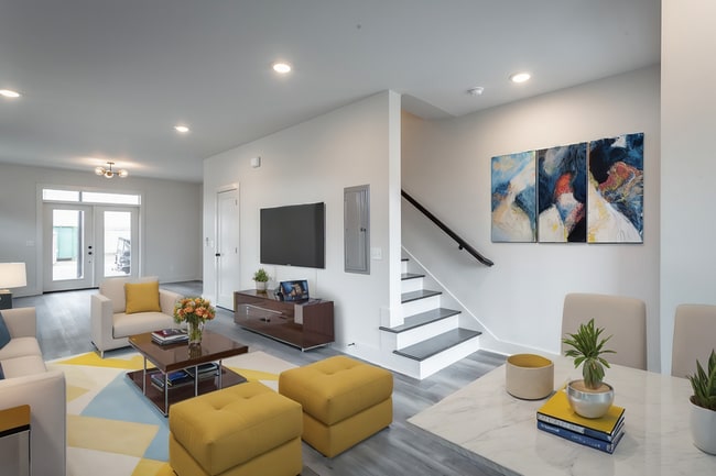 Photo - 1873 S Watkins St