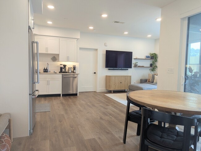 Kitchen space/dining space/living space - 10300 San Pablo Ave Unit 202
