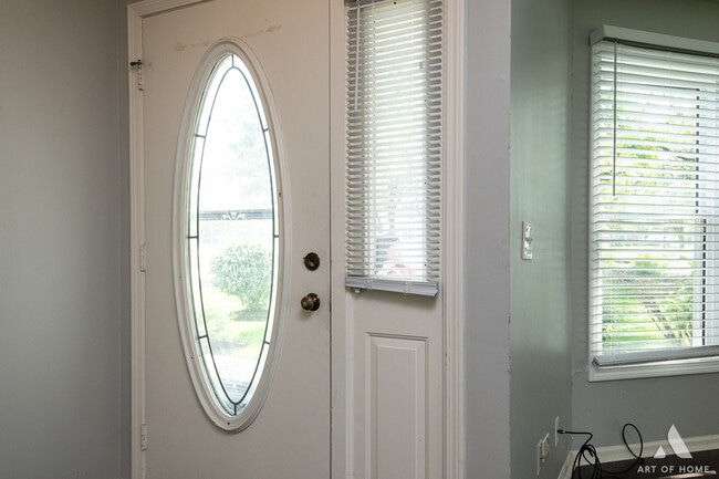 Photo - 61 Willow Pkwy