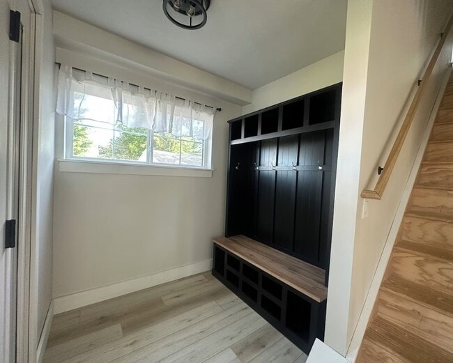 Photo - 161 West Ave