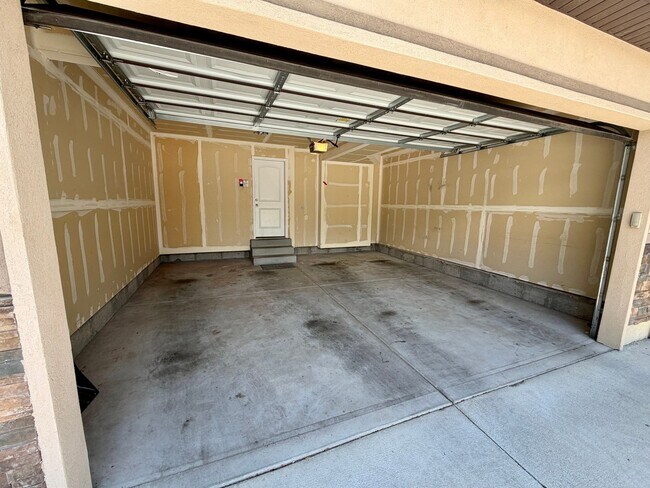 Photo - 3993 S 400 E