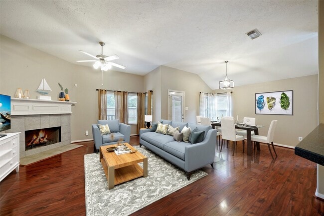 Photo - 6903 Summer Bridge Ln