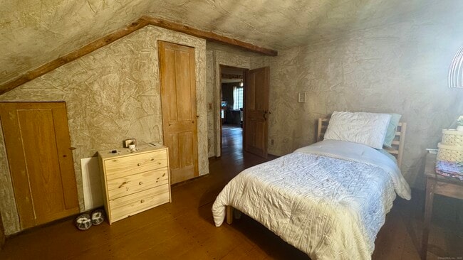 Photo - 45 Hoppen Rd Unidad 2