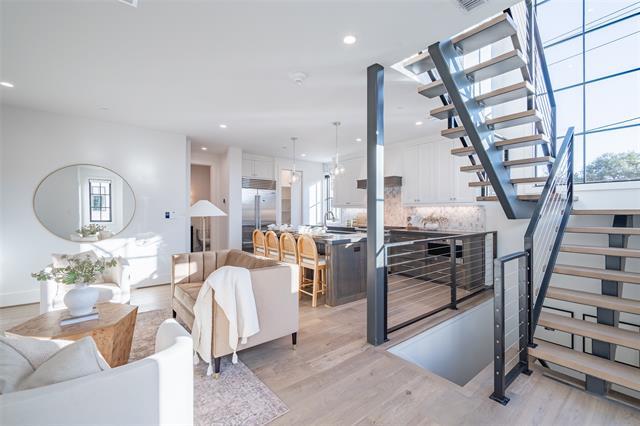 Photo - 4525 Emerson Ave Unit 5