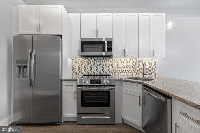 Photo - 2119 N Front St Unit 302