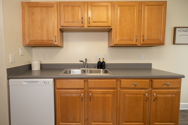 The Summit at Owings Mills Apartments