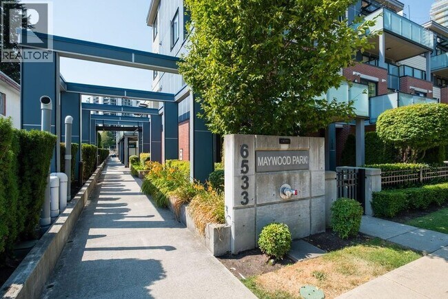 Photo - 6533 McKay Ave Unit 213