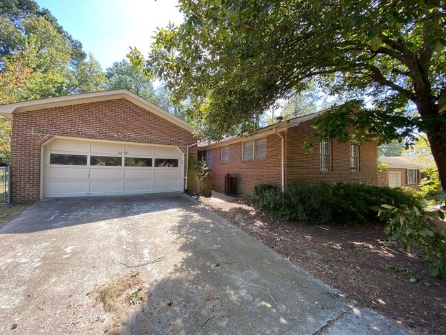 Building Photo - Southeast Columbia Rental