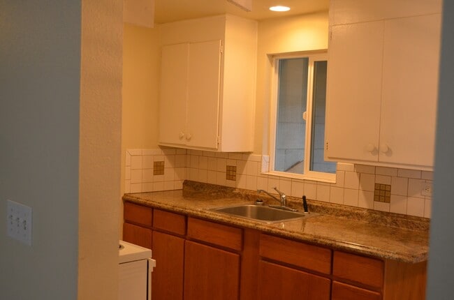 Photo - 1708-1710 N Rainier Ave Unit 1710 Rainier Ave