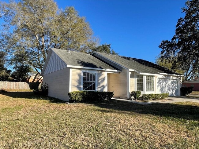 Photo - 2229 Bridgewood Trail