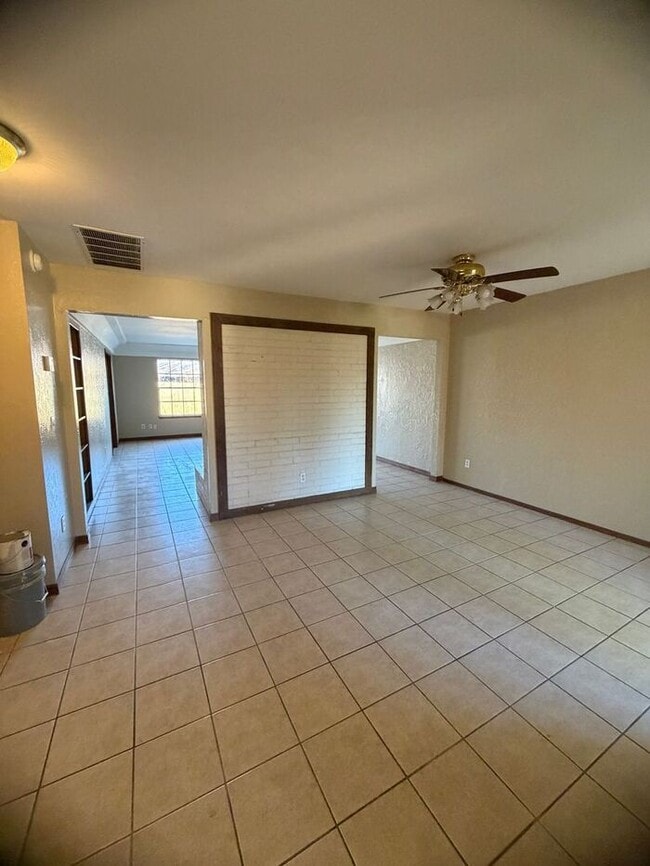 Photo - 7301 Edenborough Dr