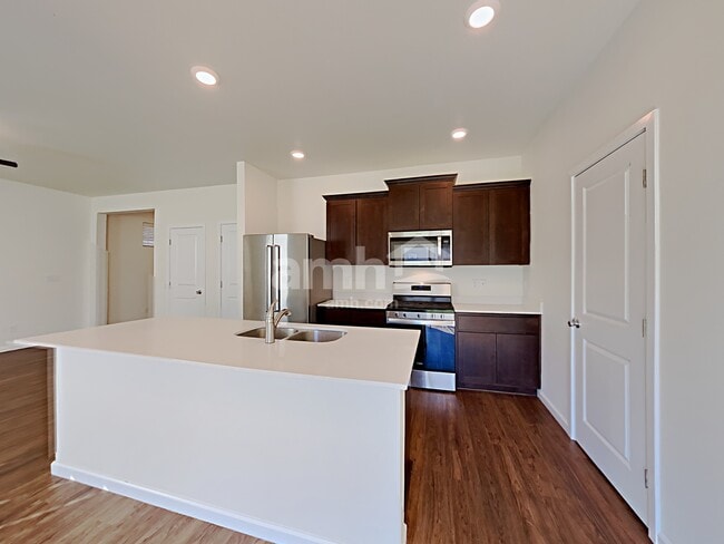 Photo - 2328 NW Matteo Dr