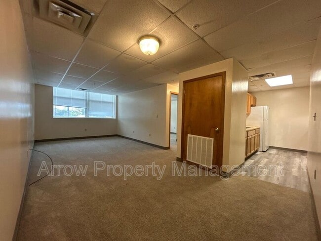 Photo - 731 E Crawford St