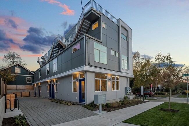 Photo - 1554 NW 60th St