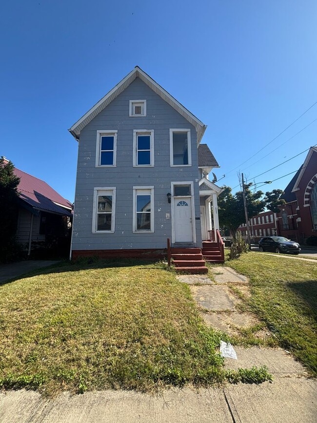 Building Photo - 3257 W 43rd St Unit DN