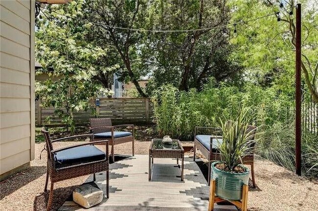 Photo - 2001 Faro Dr Unit 15